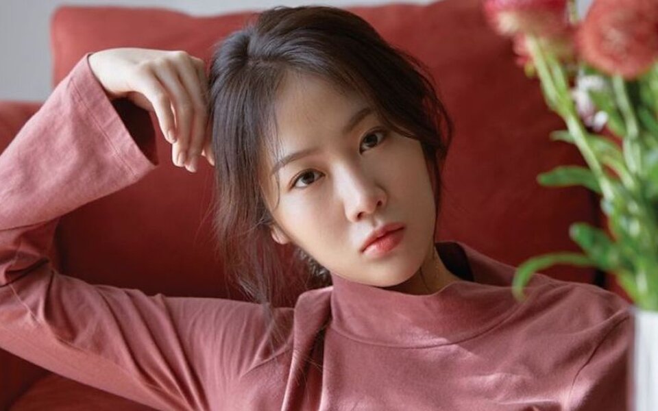 Image for Soyou firmly denies being drunk during flight, says she was treated unfairly and felt deeply humiliated