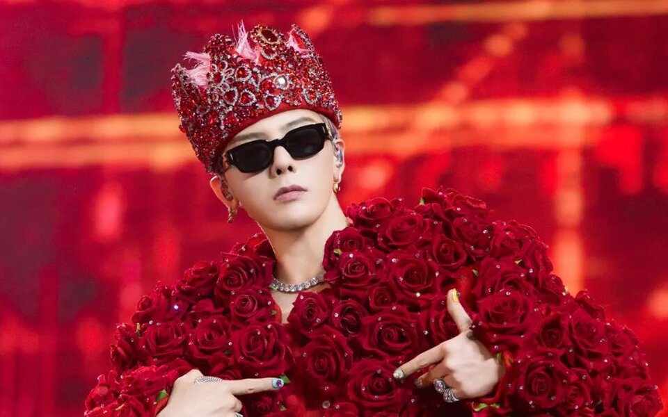Image for G-Dragon stuns the world as he is named one of the 21st century’s best dressers by U.S. Complex, the only Asian on the list