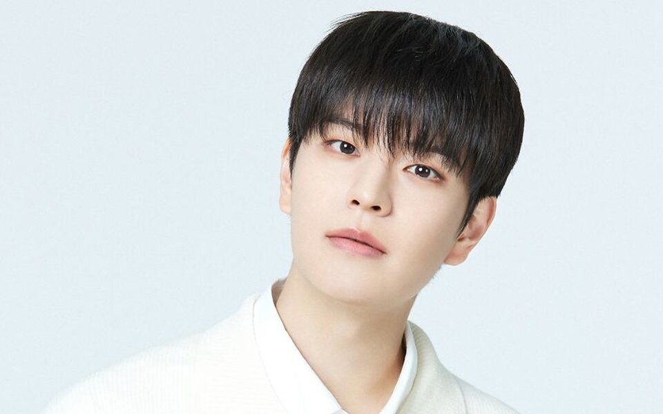 Image for Stray Kids’ Seungmin to miss today’s ‘Inkigayo’ live broadcast due to foot inflammation, agency promises full recovery support