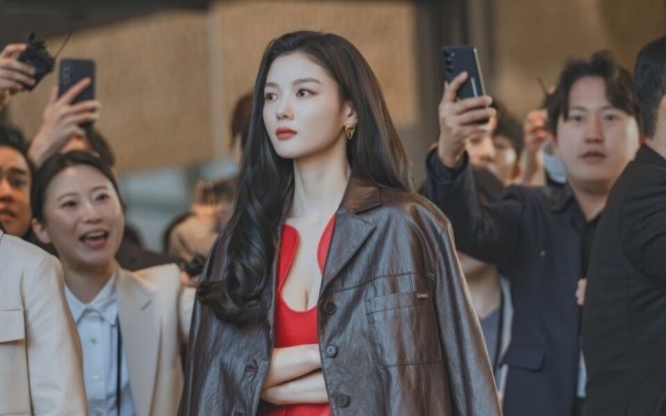 Image for Kim Yoo Jung Faces Her Biggest Crisis Yet In “Dear X” — Can Hong Jong Hyun Save Her Comeback Or Will Chaos Take Over?