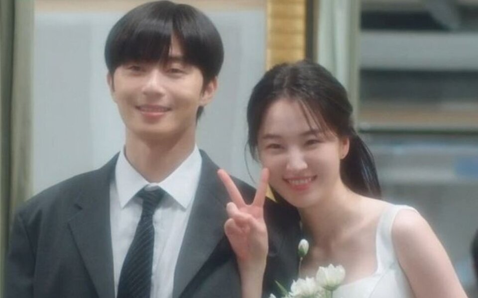 Image for 'Surely Tomorrow' wraps up on a strong note as Park Seo Joon and Won Ji An’s reunion ending lifts ratings to 4.8% and leaves viewers emotional