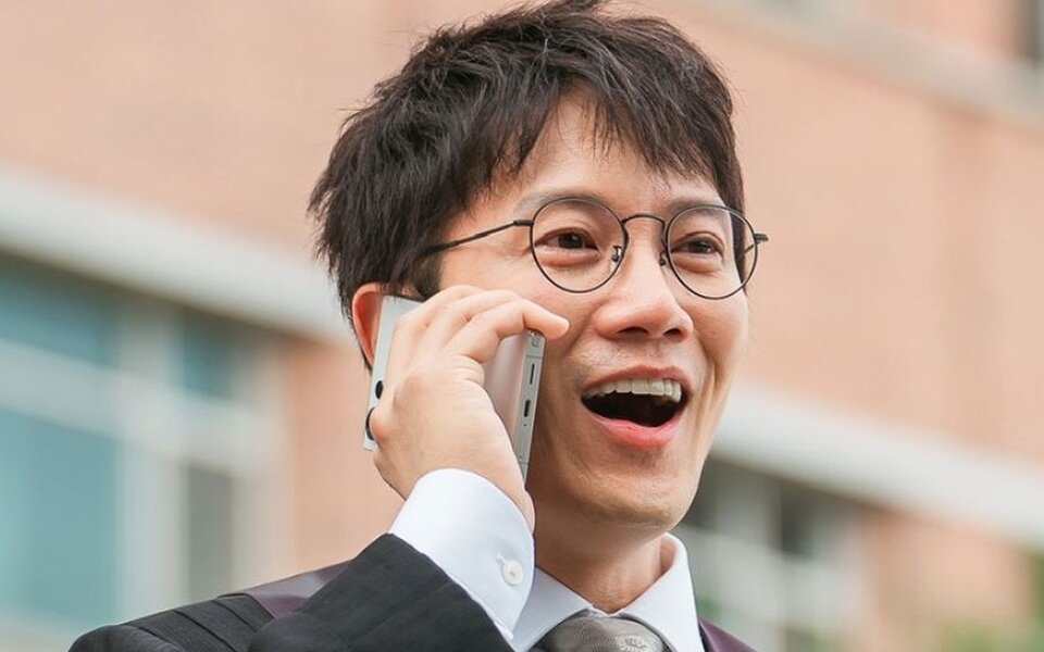 Image for 'The Judge Returns' keeps climbing in ratings as Ji Sung’s drama passes 11 percent and he personally sings the OST