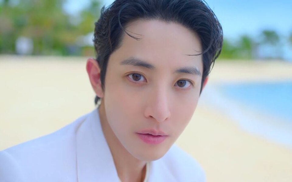 Image for Lee Soo Hyuk goes viral for his “AI like” visuals in Netflix’s ‘Boyfriend on Demand’ as director reveals why he was the perfect casting choice