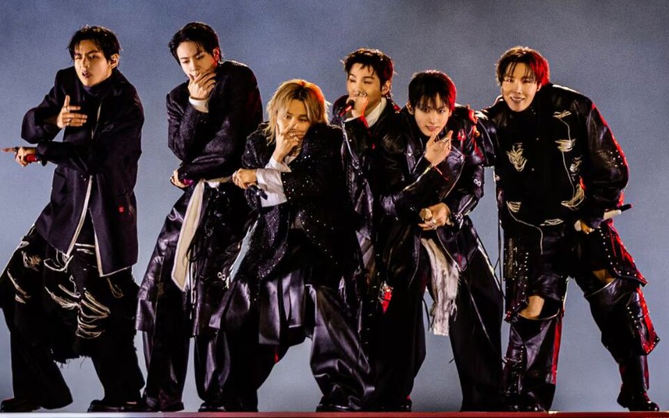 Image for BTS sweeps Oricon’s biggest weekly charts in Japan as ‘ARIRANG’ breaks their own first week download record and dominates global platforms at the same time