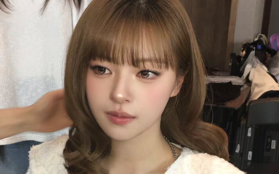 Image for TWICE’s Jeongyeon is going viral after fans say her latest Instagram photos make her look like a real life doll