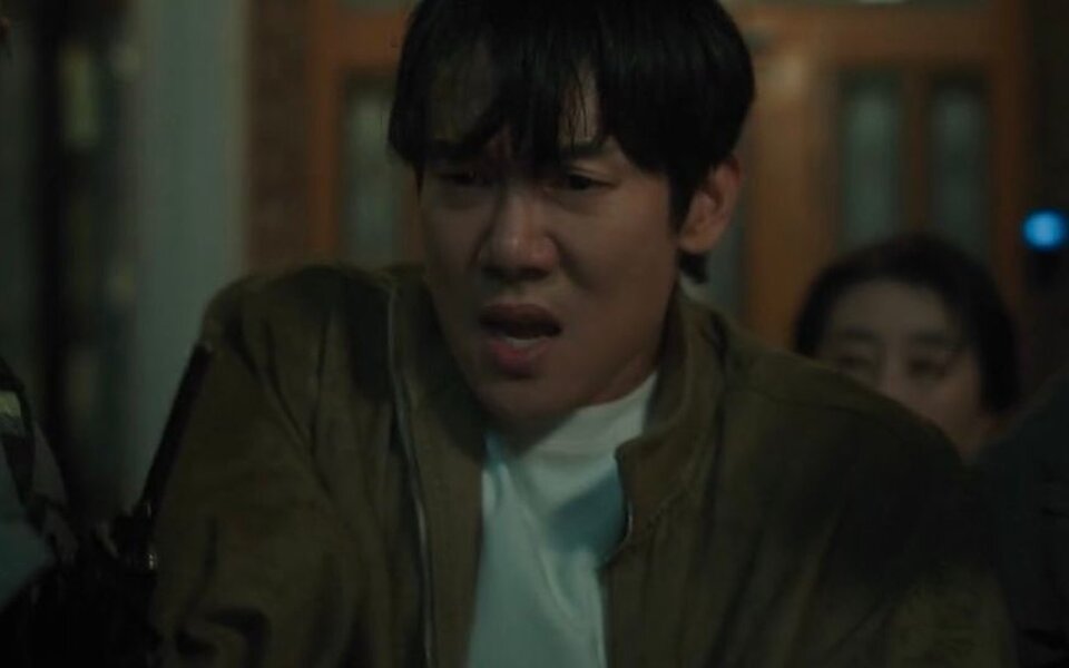 Image for Yoo Yeon Seok gets suddenly arrested as a murder suspect in 'Phantom Lawyer' episode 5 intense ending as the drama hits No.1 ratings with 10.3% peak