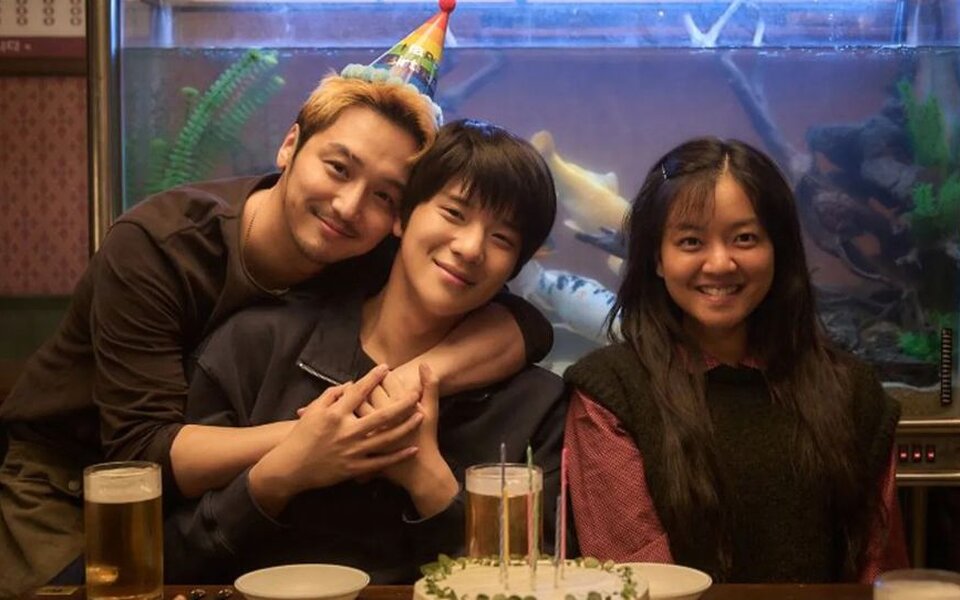 Image for Go Ah Sung says she felt emotional meeting Moon Sang Min for her first romance film and calls him “a face with a story”