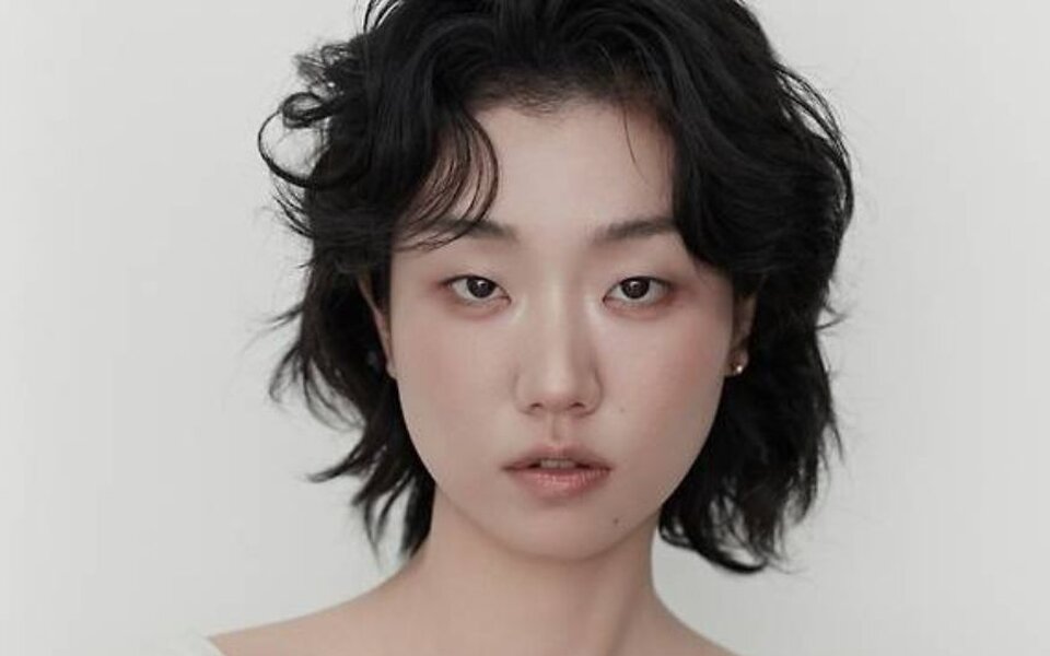 Image for Lee Ju Young starts a new journey with Saebyeok Entertainment as agency promises strong support for her growth