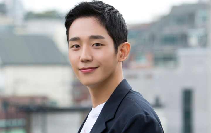 Jung Hae In in discussions for lead role in new romantic-comedy series 'Mom's Friend's Son'