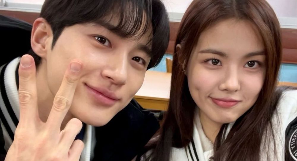 'Lovely Runner' star Jeong A Jeong sparks off-screen drama with controversial posts, alongside Byeon Woo Seok