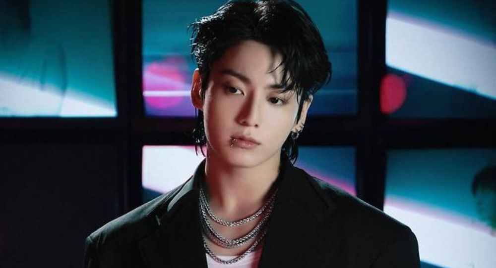 Image for BTS’s Jungkook Shatters Records with GOLDEN—Two Tracks Surpass 900 Million Streams