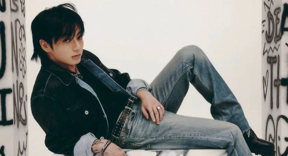 BTS Jungkook's 'GOLDEN' Hits 4.5 Billion Streams on Spotify