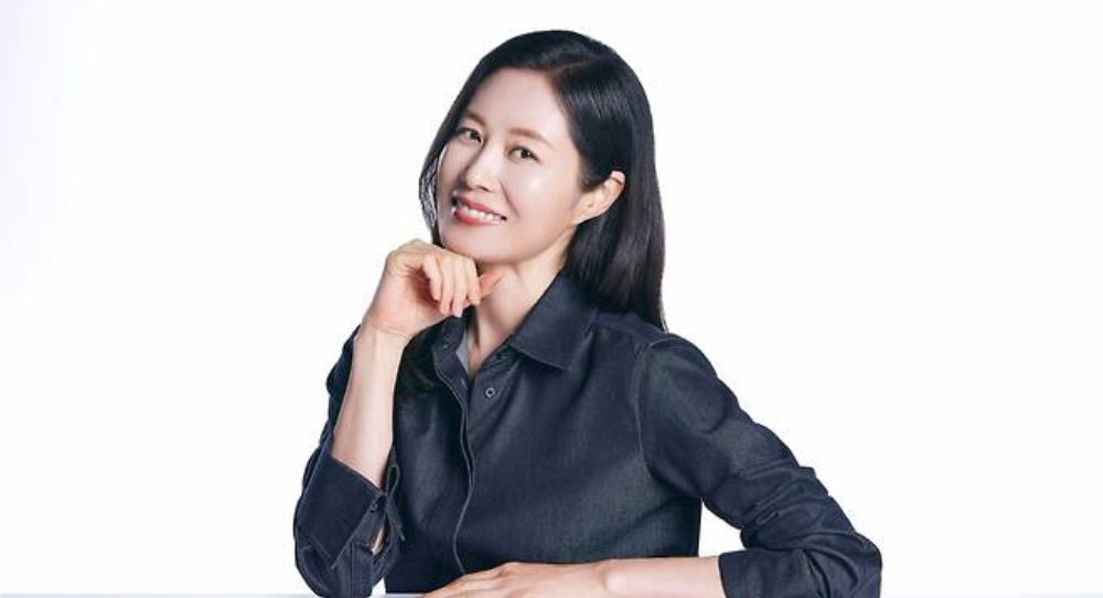 Moon So Ri Becomes the First Ever Advertiser for Cinnamon Lab IRHana, Women's Health Supplement Brand
