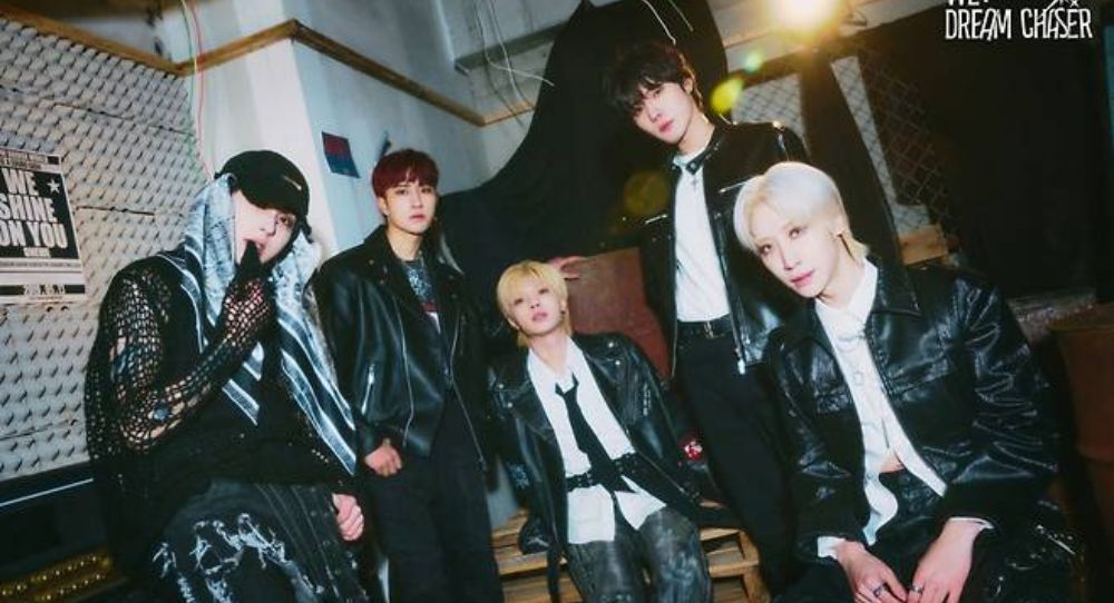 ONEWE Drops Stunning Concept Photos for New Album ‘WE : Dream Chaser’ —Fans Can’t Get Over Their Powerful Visuals