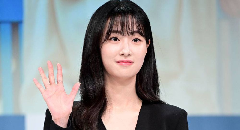 Jeon Hye Yeon Joins Star-Studded Cast of Hilarious New Office Comedy "Kick Kick Kick Kick" — Here’s What You Need to Know