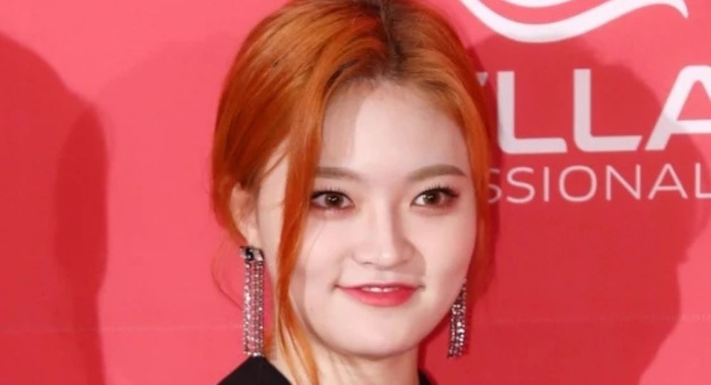 Former DIA member An Som Yi speaks out after shocking rumors link her to adult bar and idol sponsorship