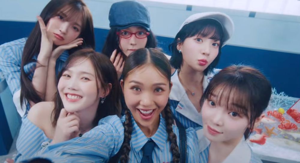 Oh My Girl’s Mimi shares her heartbreaking early debut story, “I was left alone while the members filmed a commercial because I didn’t fit the concept”