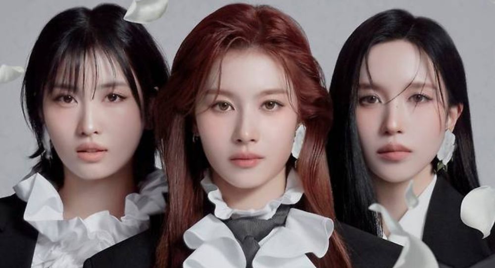 TWICE's MiSaMo sweeps No. 1 on Oricon and Billboard Japan as first full album ‘PLAY’ dominates major weekly charts